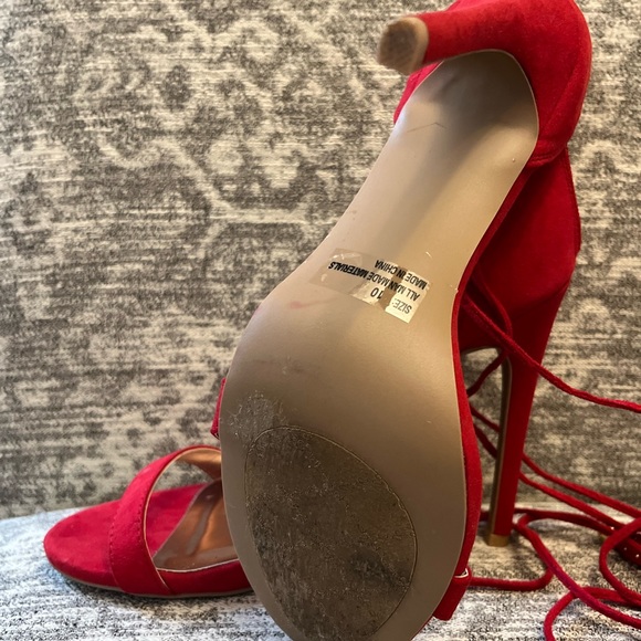 Lady In Red!! - Picture 2 of 3